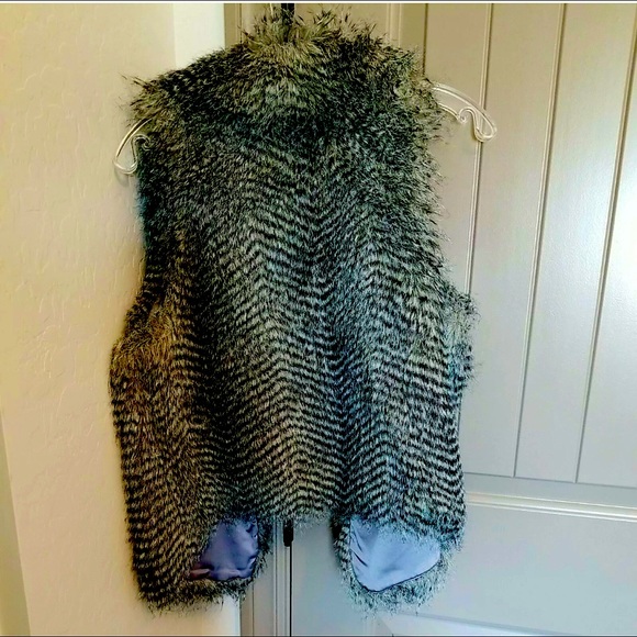 Francesca’s Collection Unique Feathery/Fuzzy  Vintage Boho Jacket - Vest • Large - Picture 3 of 6